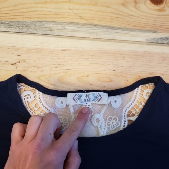 PINK ROSE blue and lace 3/4 sleeve top - Picture 2 of 4